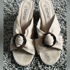 Boohoo Women Sandals size 6.5W